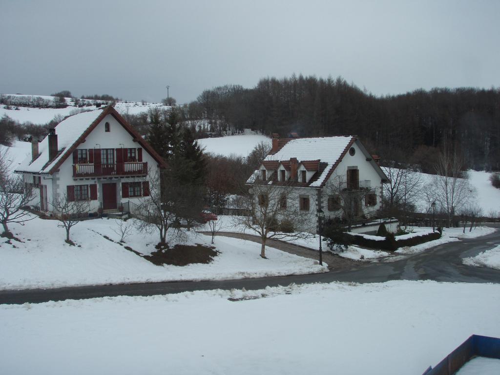 منزل الضيف Espinal-Auzperri  في Casa Rural Irugoienea المظهر الخارجي الصورة